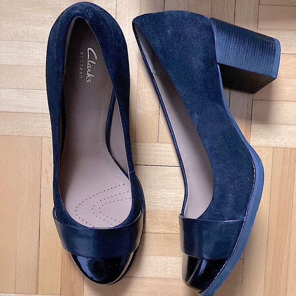 Clarks Artizan black block heel pump size 7 NIB